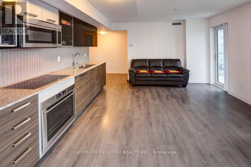 1709 - 5162 YONGE STREET