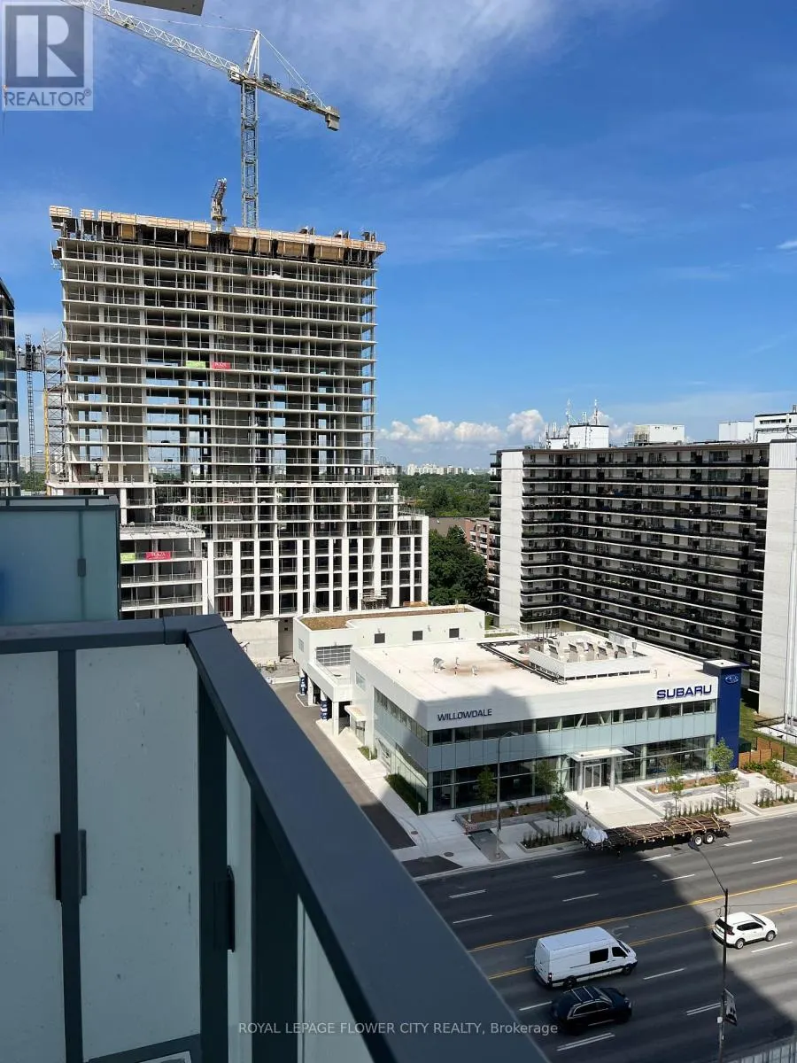 1112 - 7 GOLDEN LION HEIGHTS