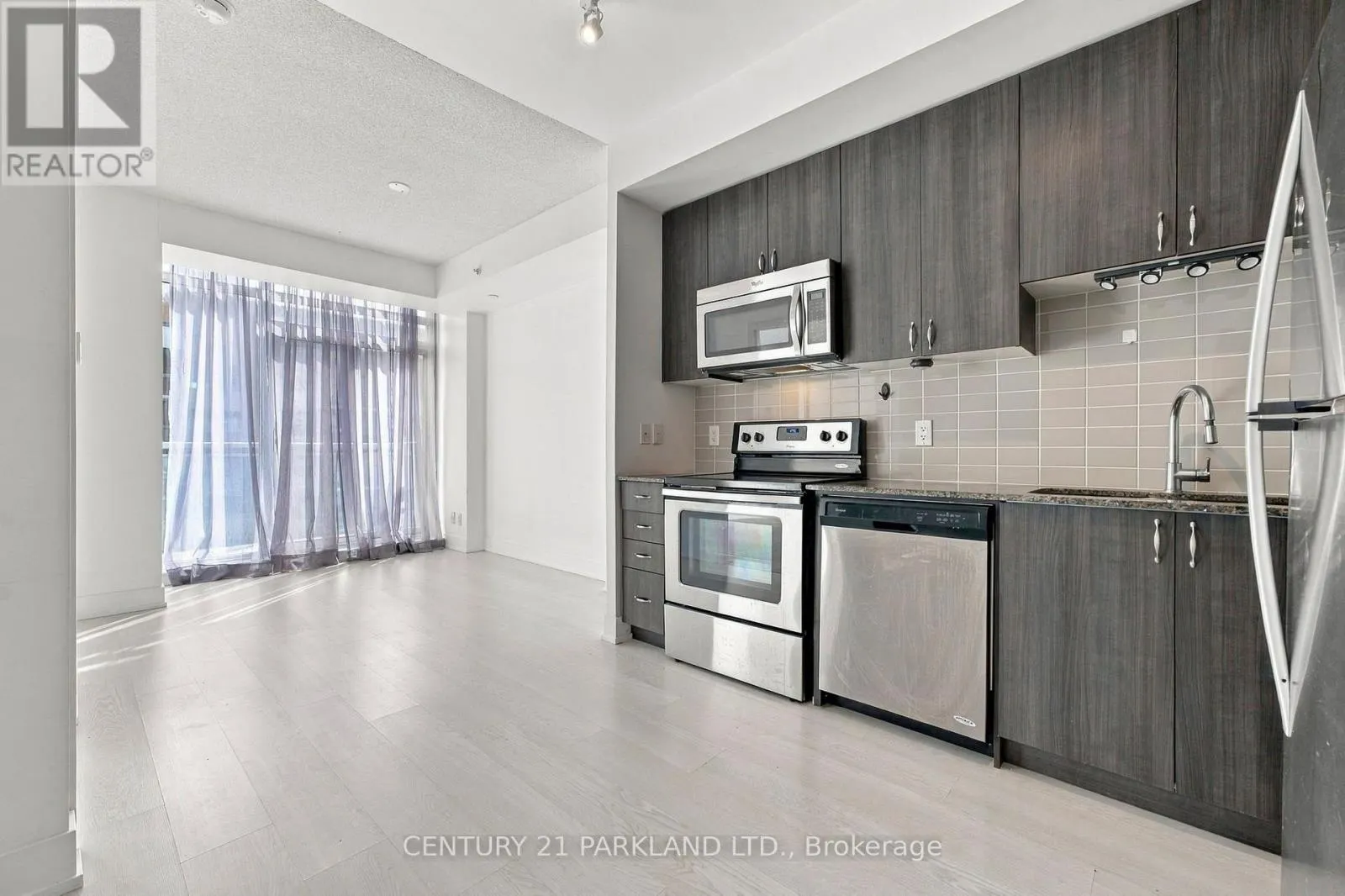 707 - 68 MERTON STREET