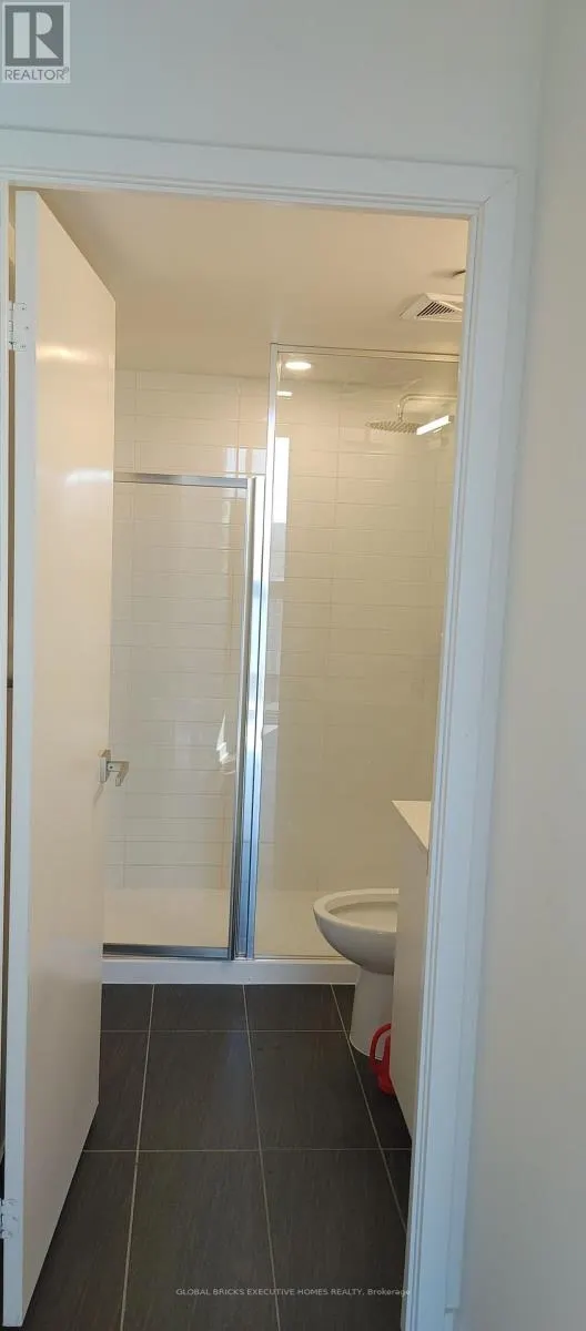 417 - 30 TRETTI WAY