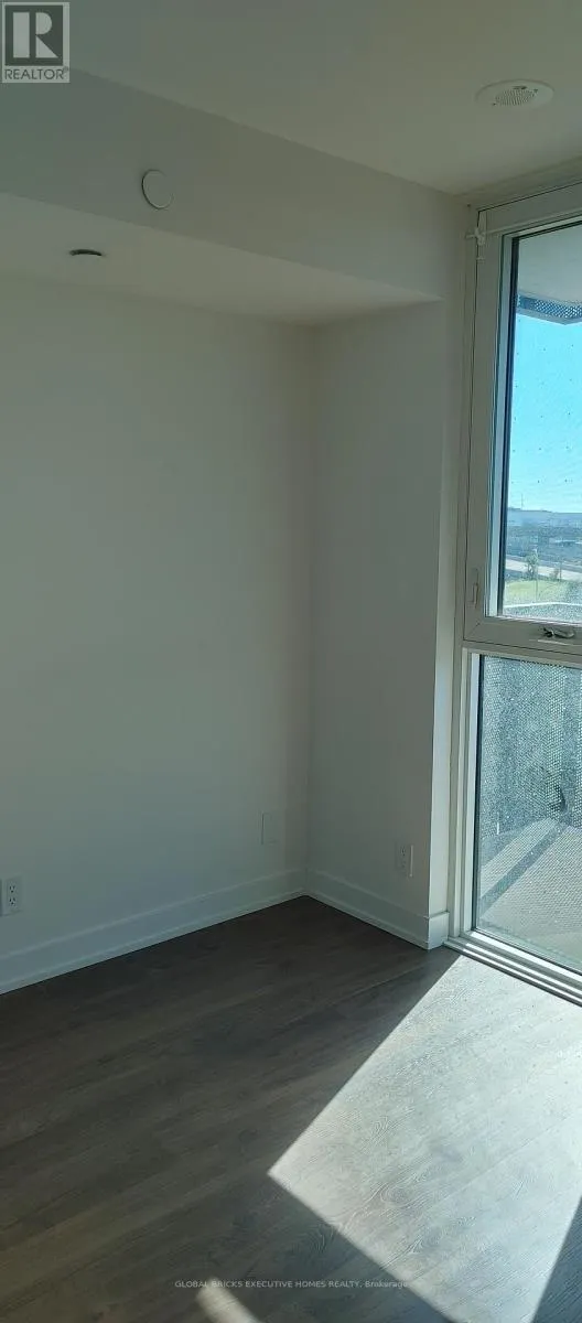 417 - 30 TRETTI WAY