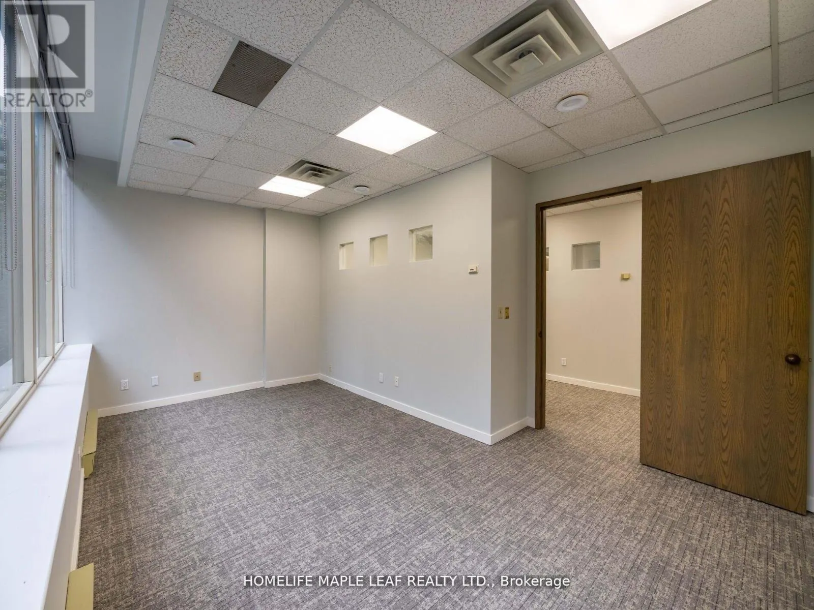 219 - 1033 BAY STREET