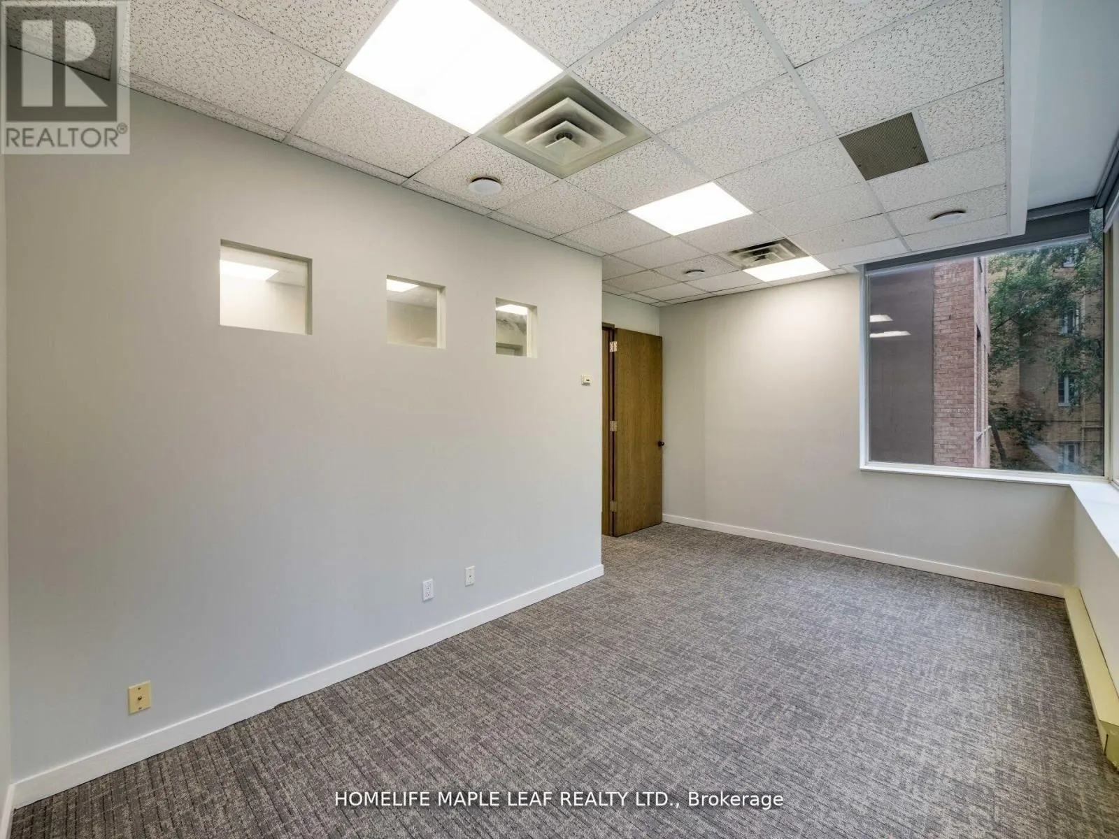 219 - 1033 BAY STREET