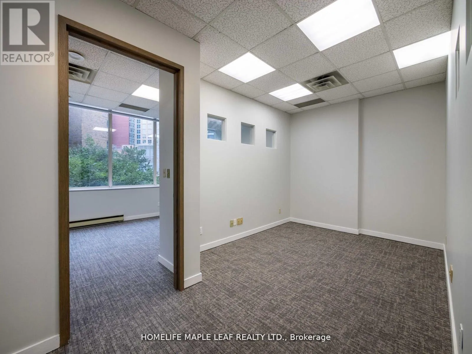 219 - 1033 BAY STREET