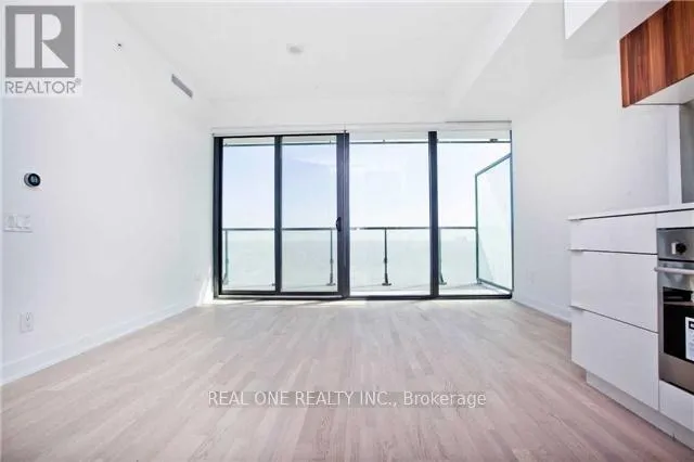2006 - 185 ROEHAMPTON AVENUE