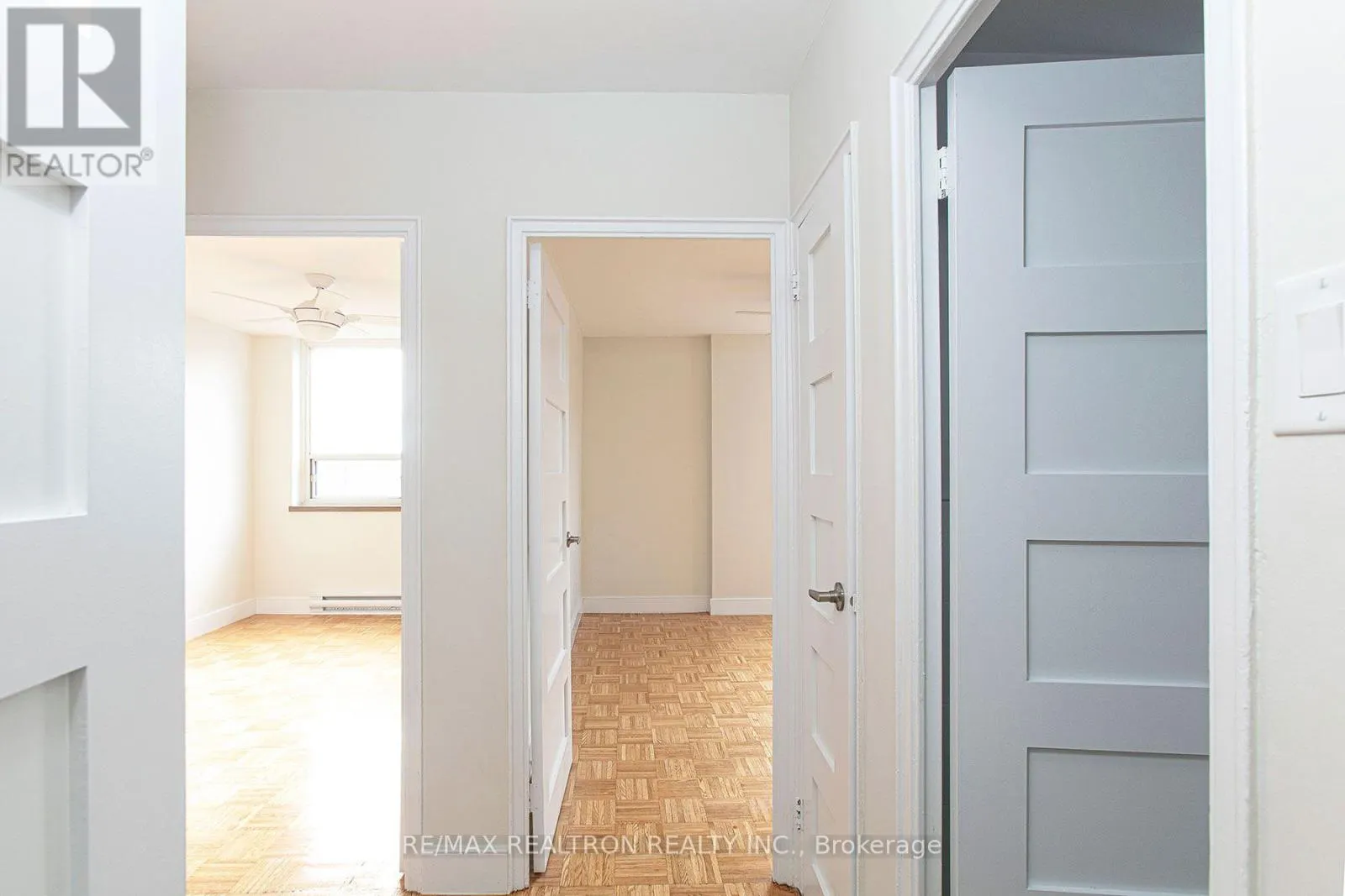 1206 - 55 ISABELLA STREET