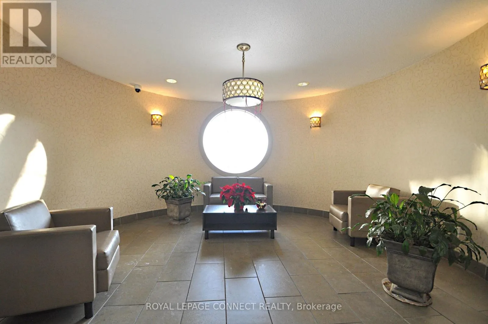 206 - 5 PARKWAY FOREST DRIVE