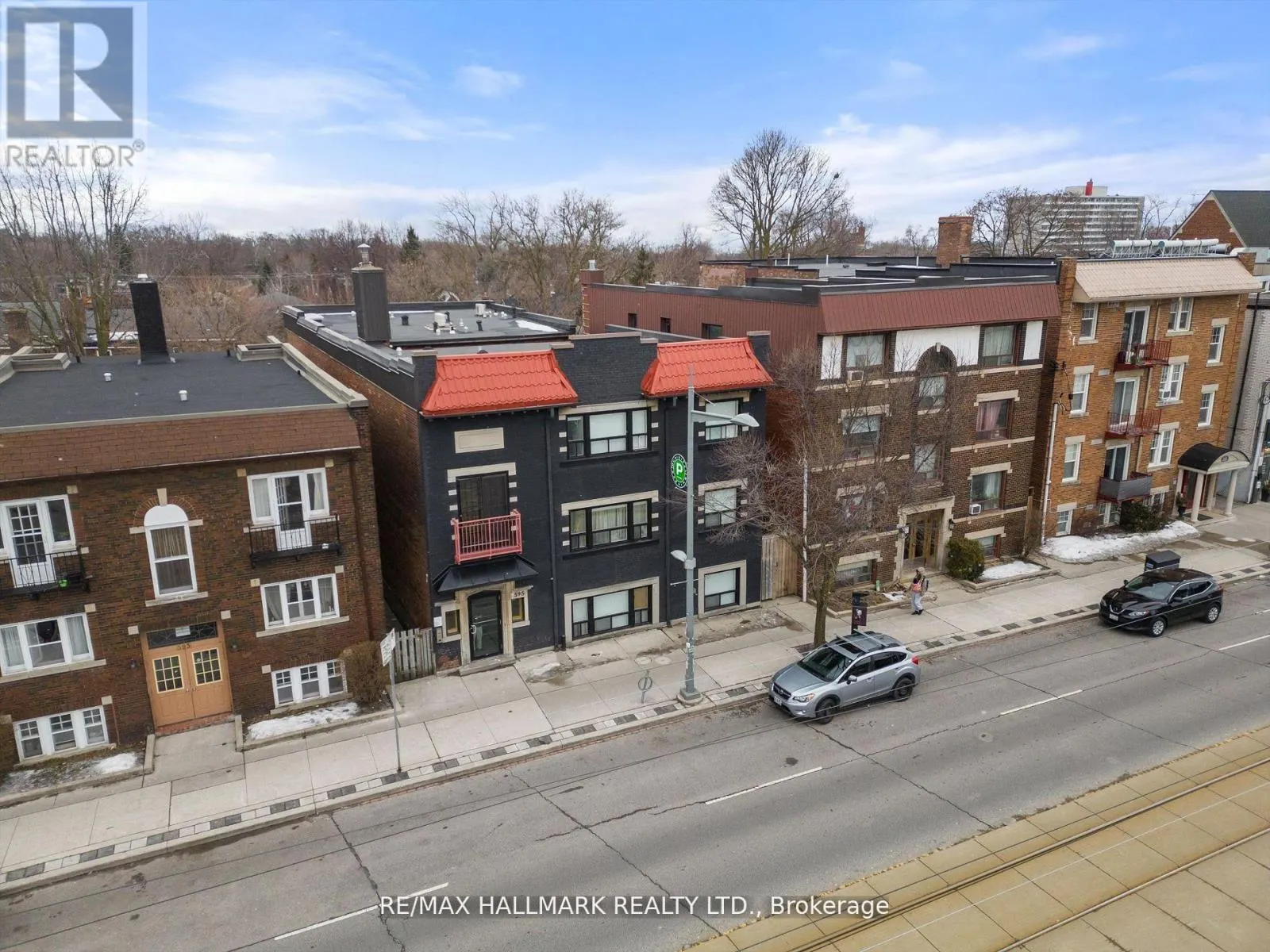 14 - 595 ST CLAIR AVENUE W