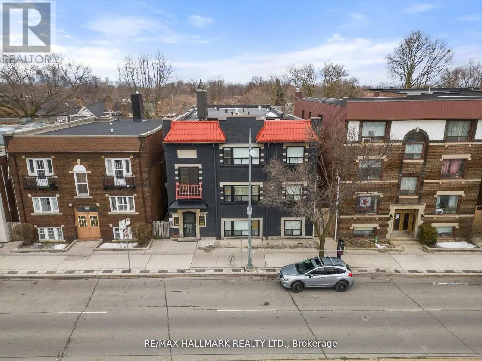 14 - 595 ST CLAIR AVENUE W