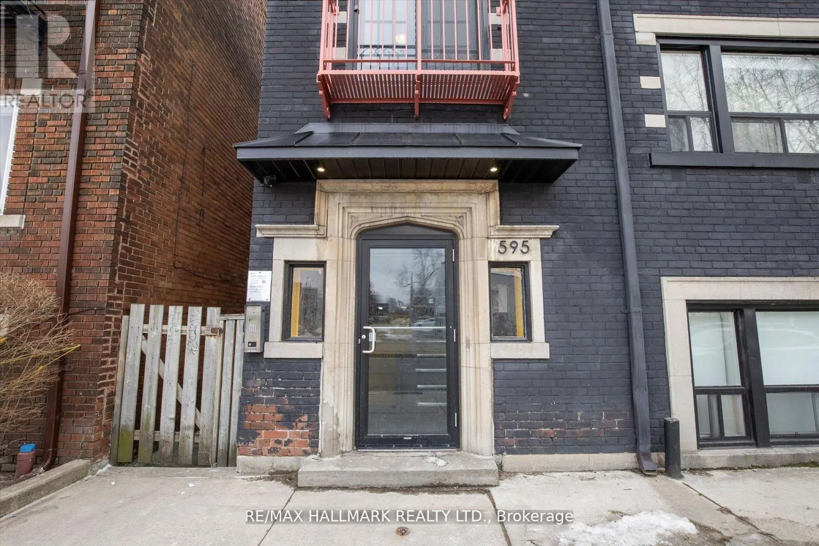 14 - 595 ST CLAIR AVENUE W