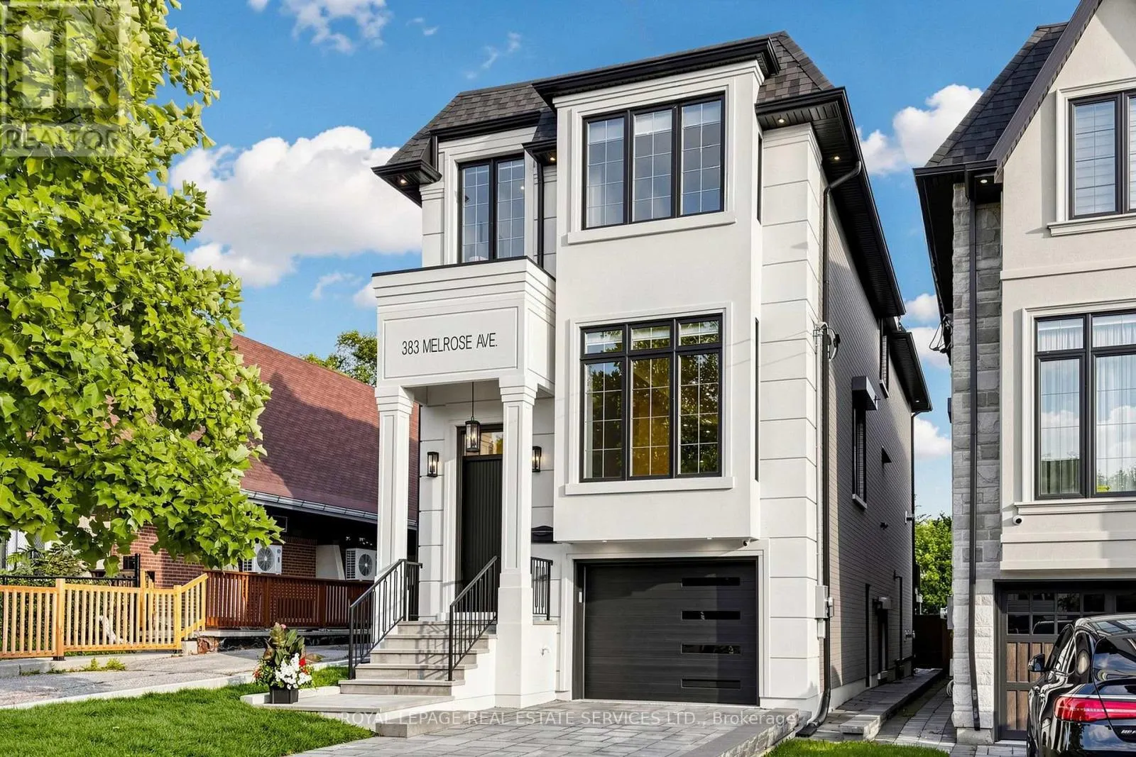 383 MELROSE AVENUE