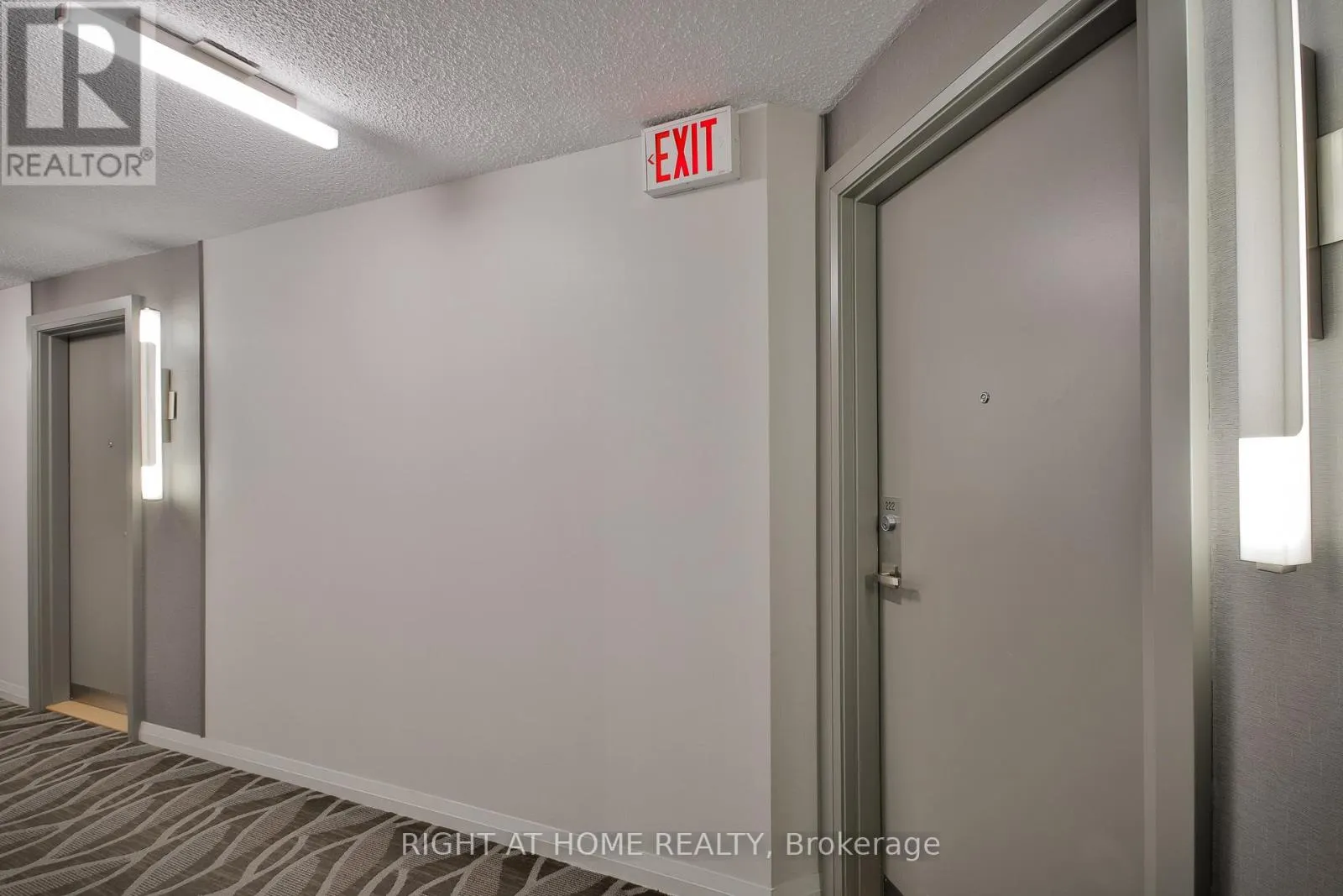 222 - 230 QUEENS QUAY W
