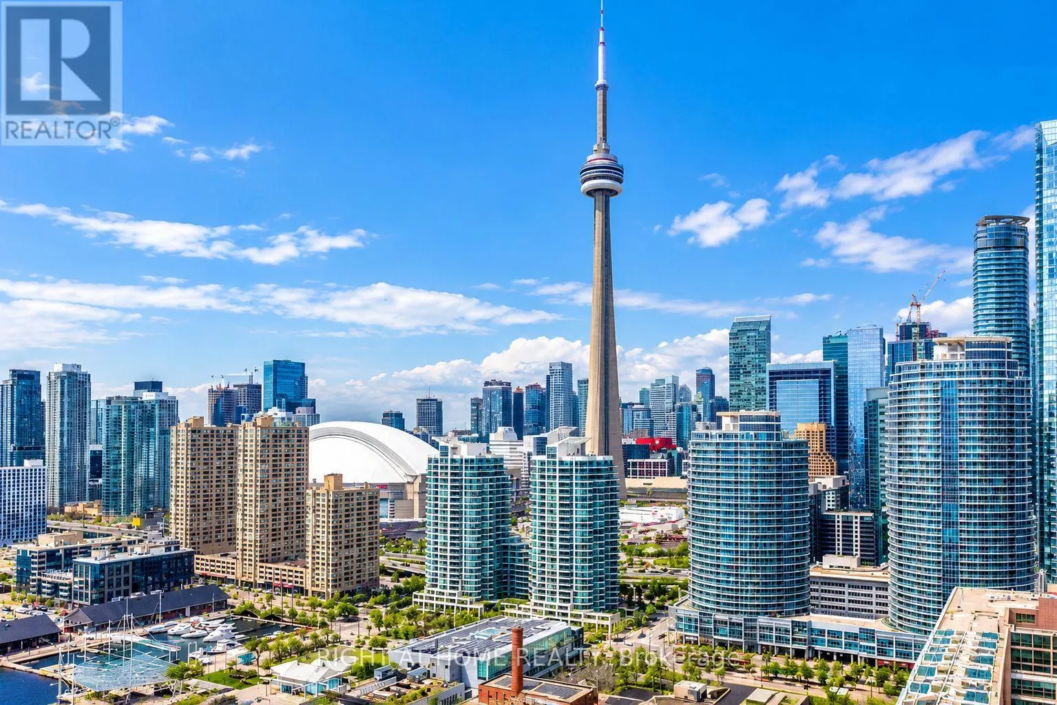 222 - 230 QUEENS QUAY W
