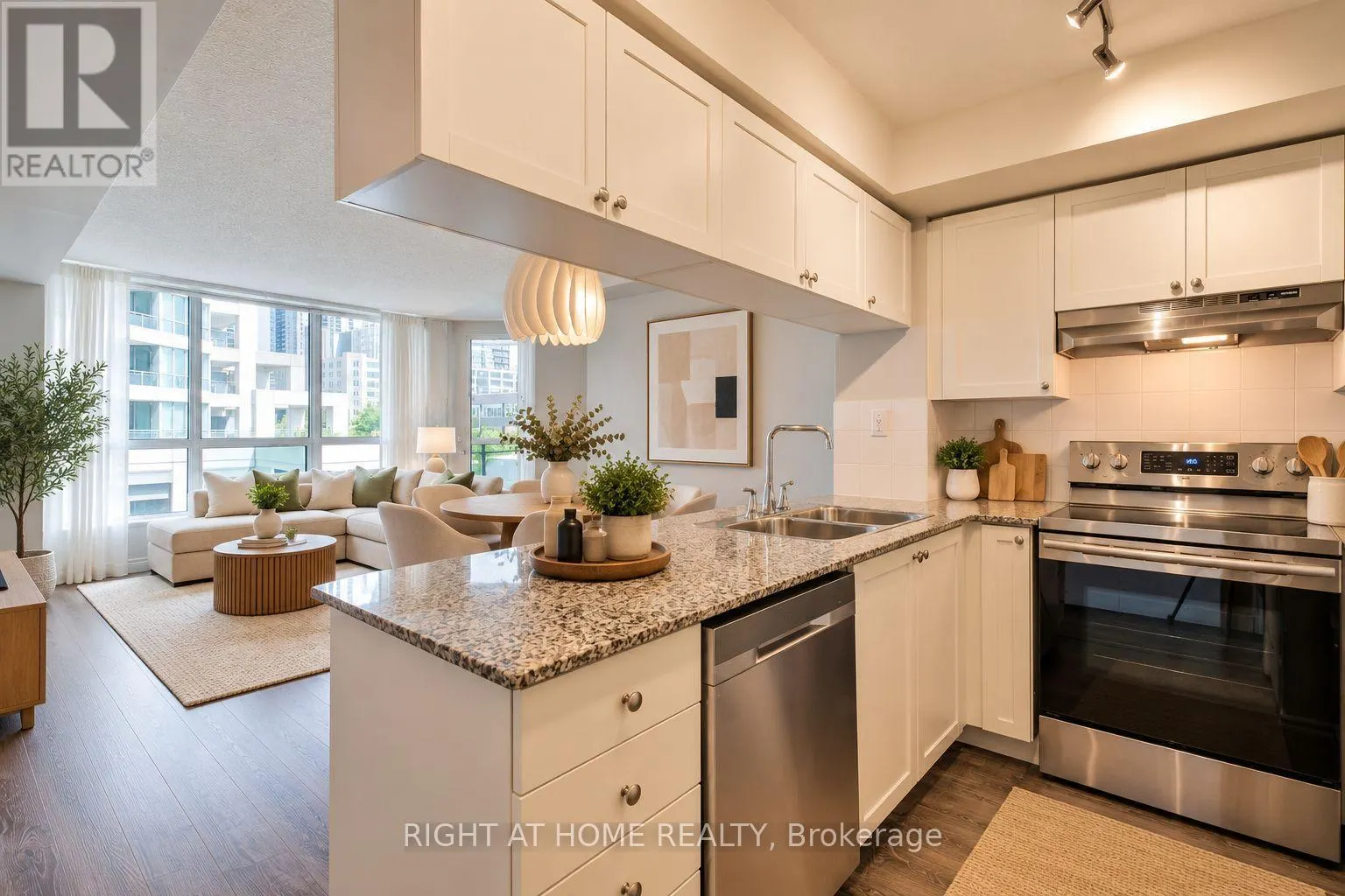 222 - 230 QUEENS QUAY W