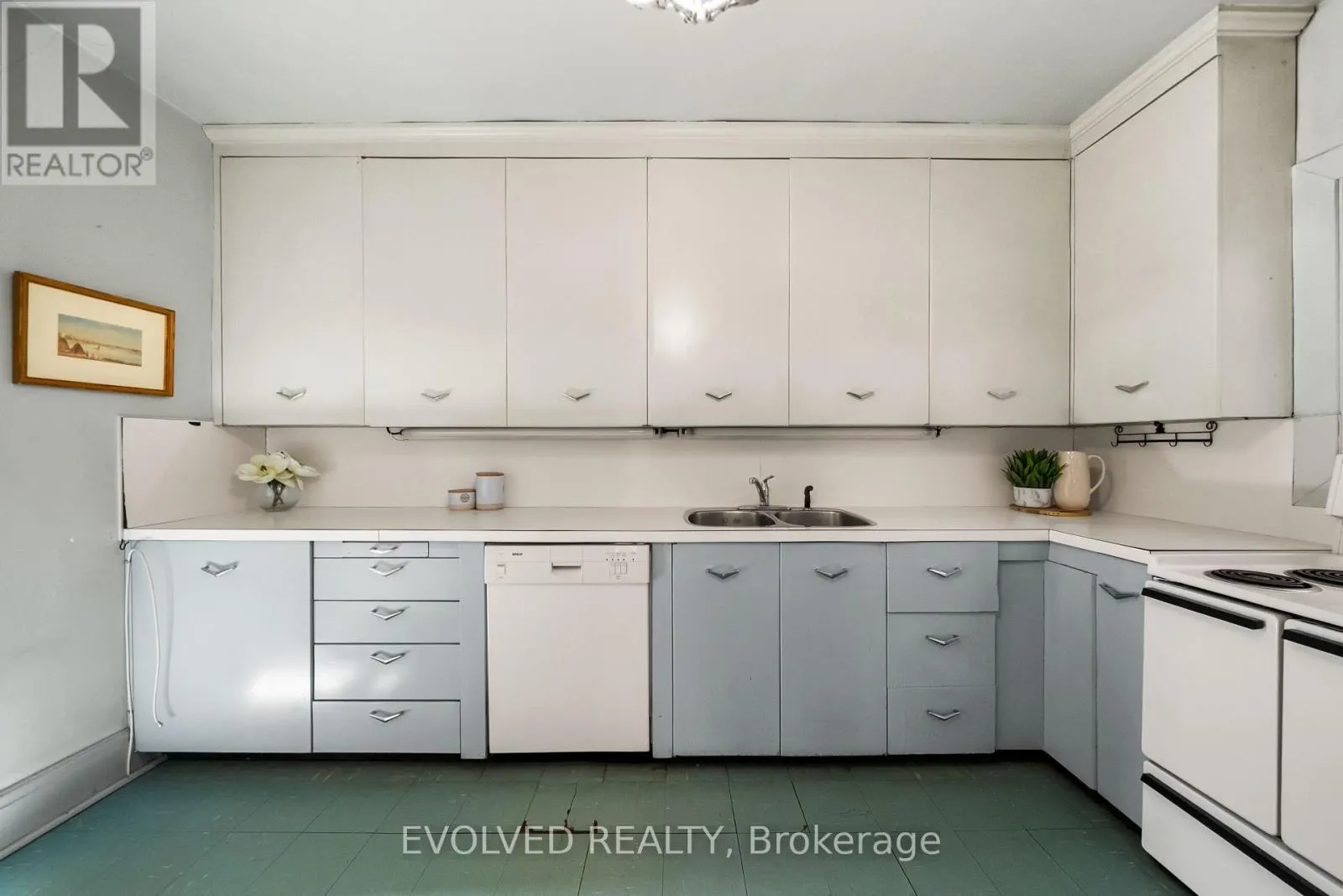 4 DUNLOE ROAD