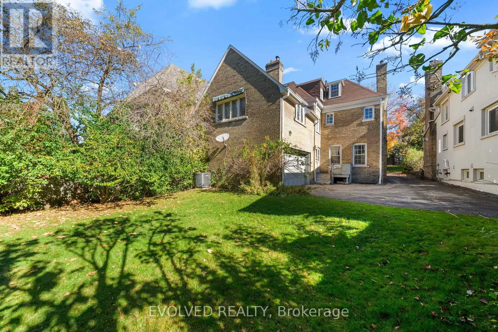 4 DUNLOE ROAD