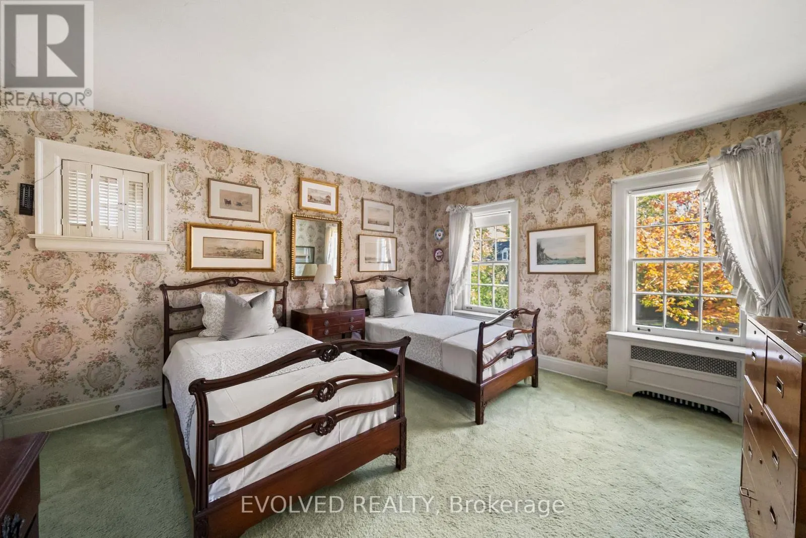 4 DUNLOE ROAD