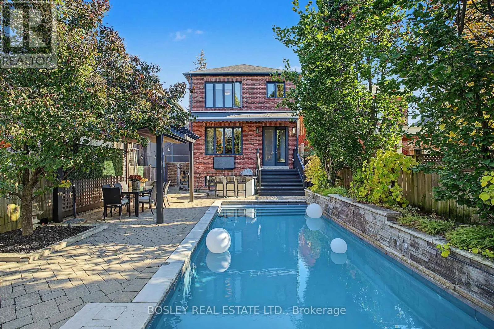 34 GLENBRAE AVENUE