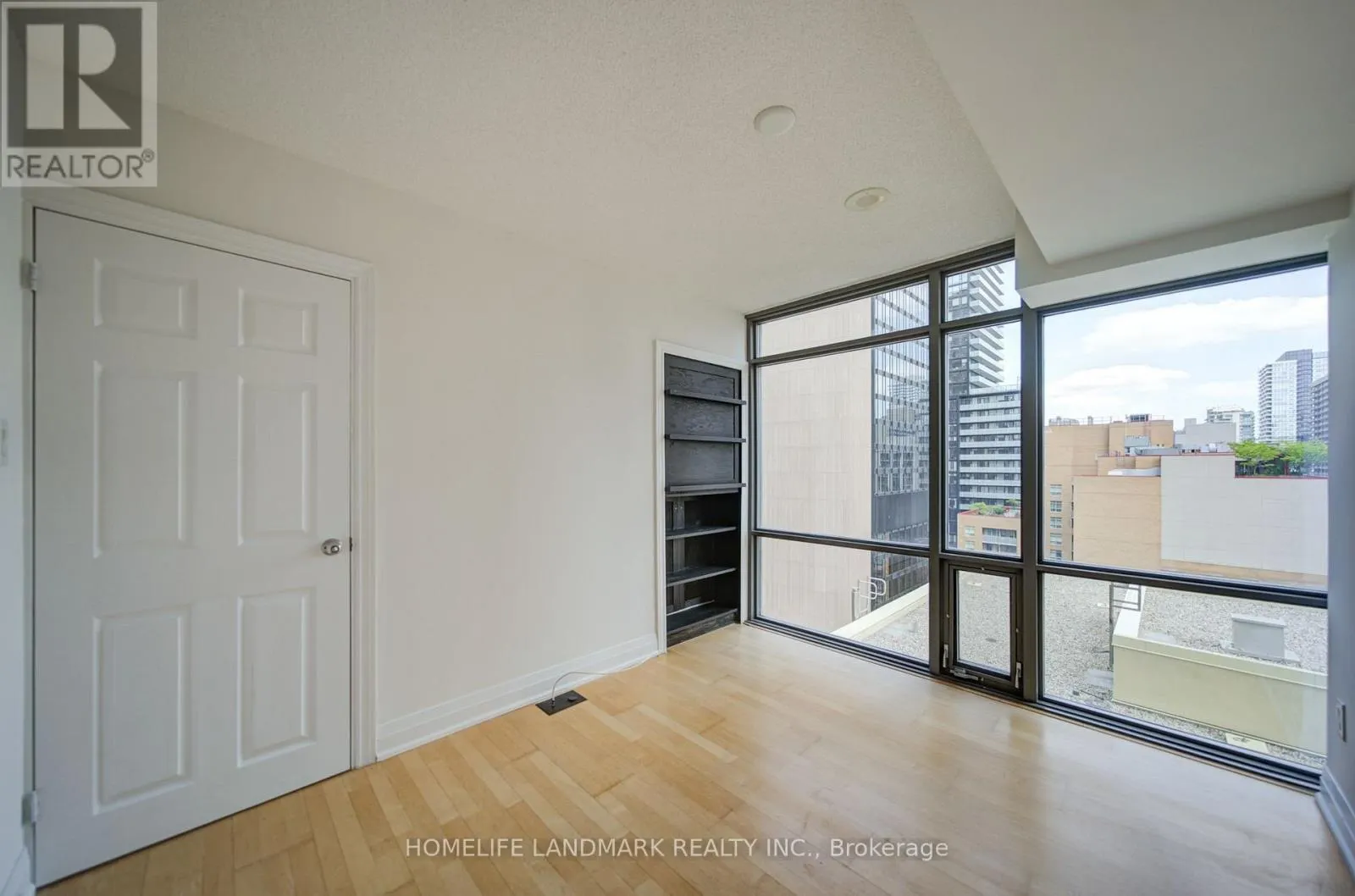 1508 - 38 GRENVILLE STREET