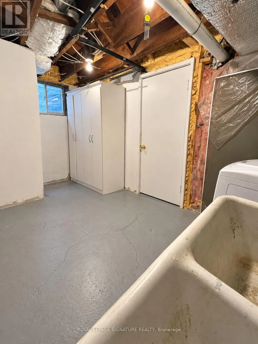 LOWER - 211 MELITA AVENUE