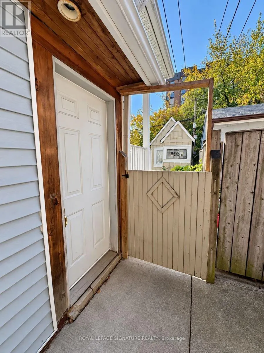 LOWER - 211 MELITA AVENUE