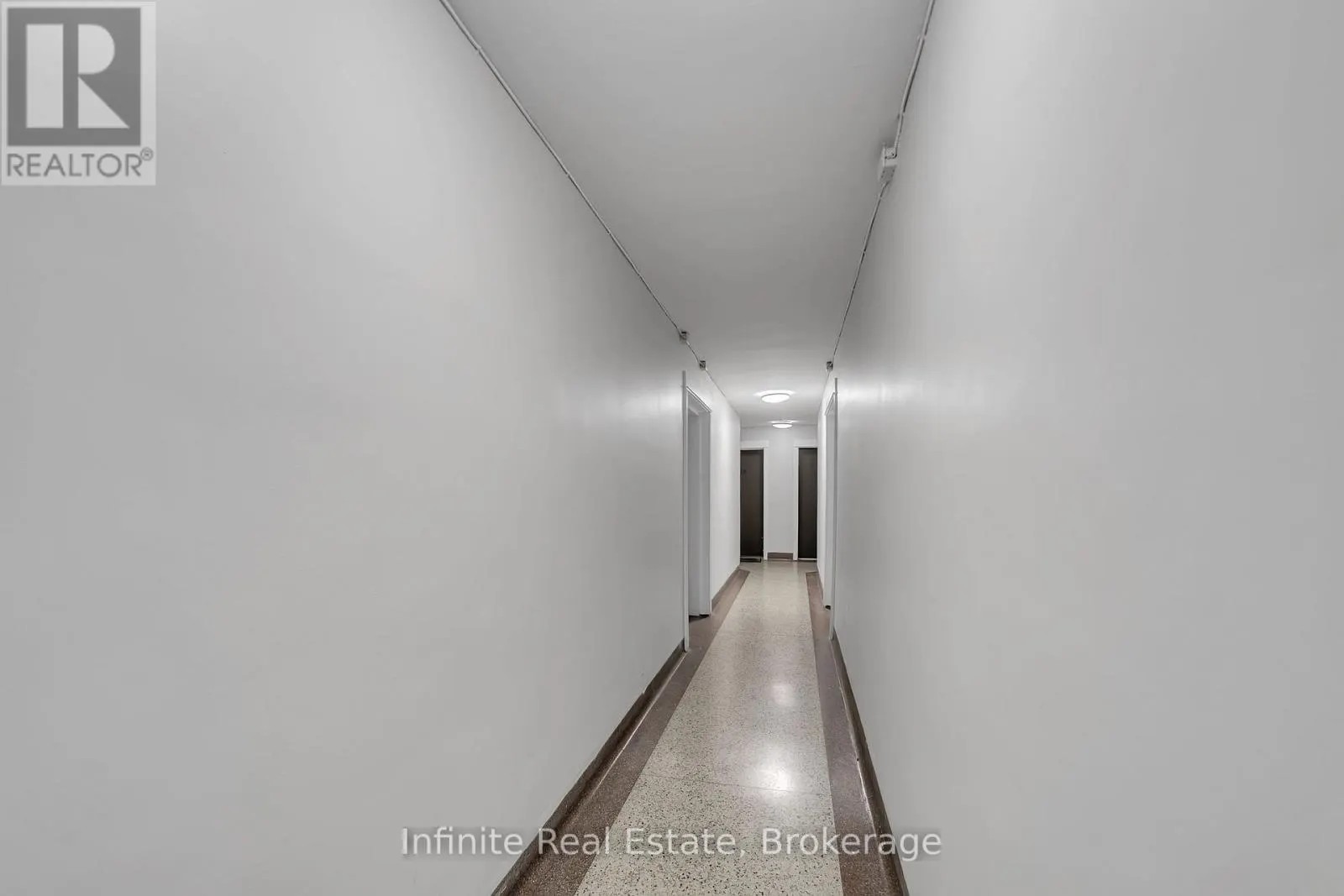 309 - 896 EGLINTON AVENUE E
