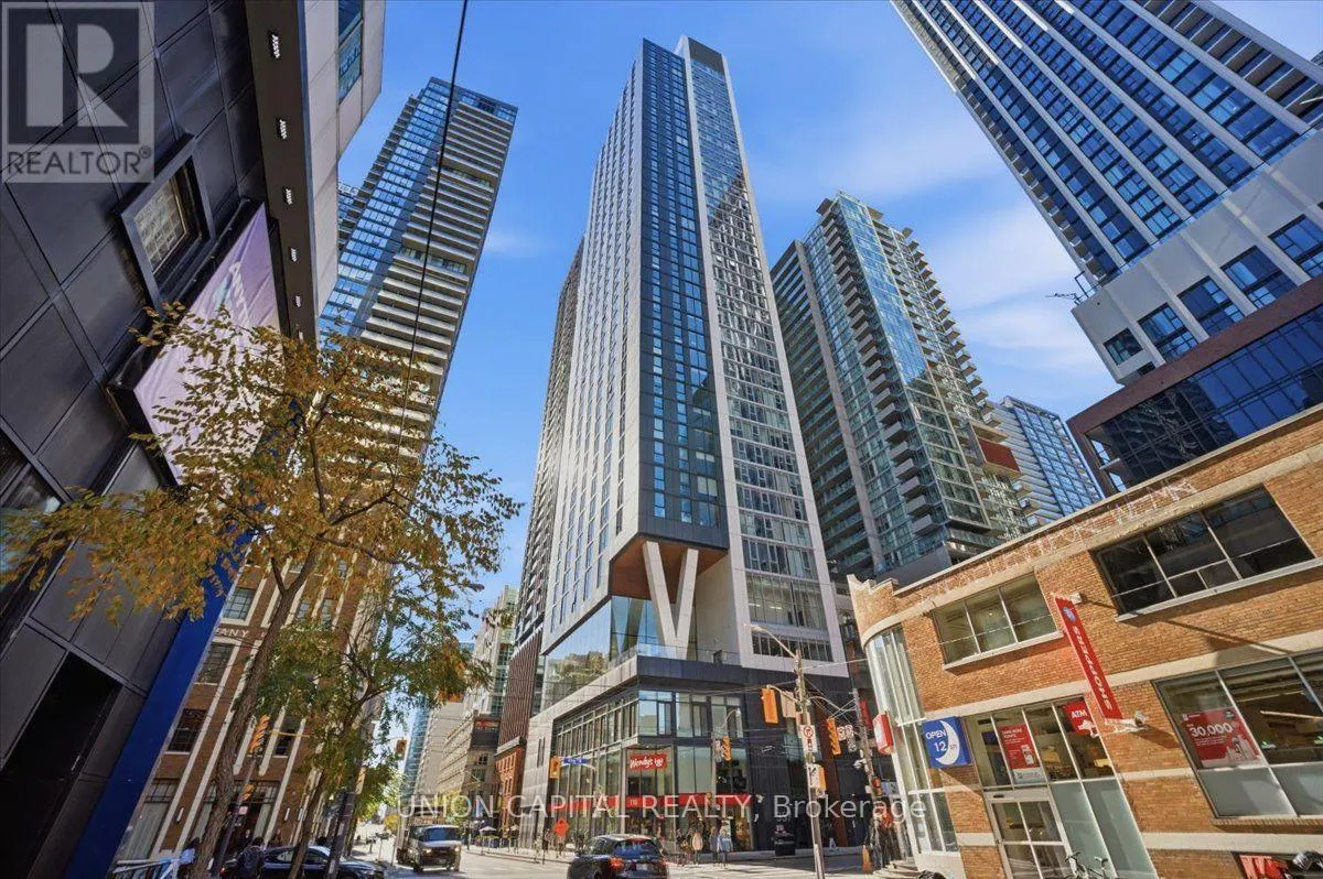 3507 - 357 KING STREET W