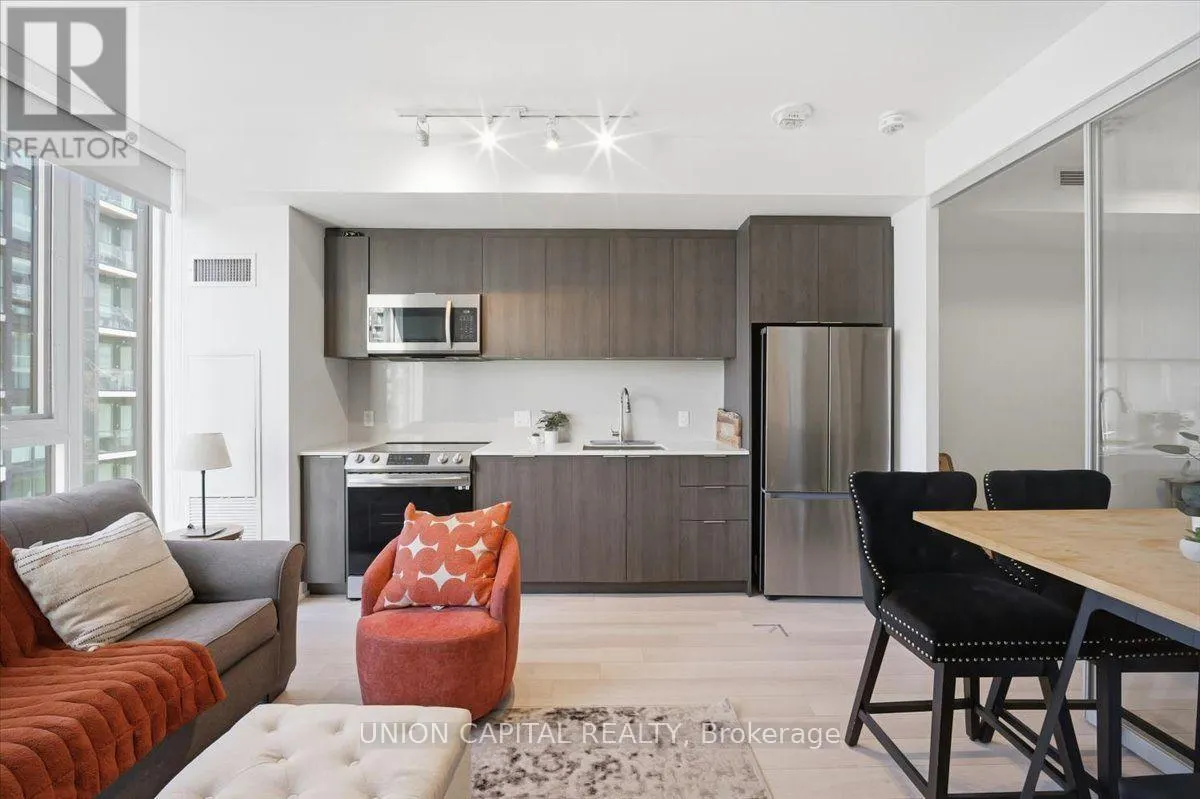3507 - 357 KING STREET W