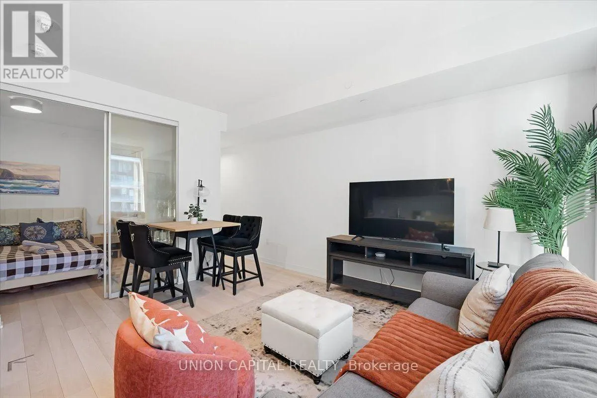 3507 - 357 KING STREET W