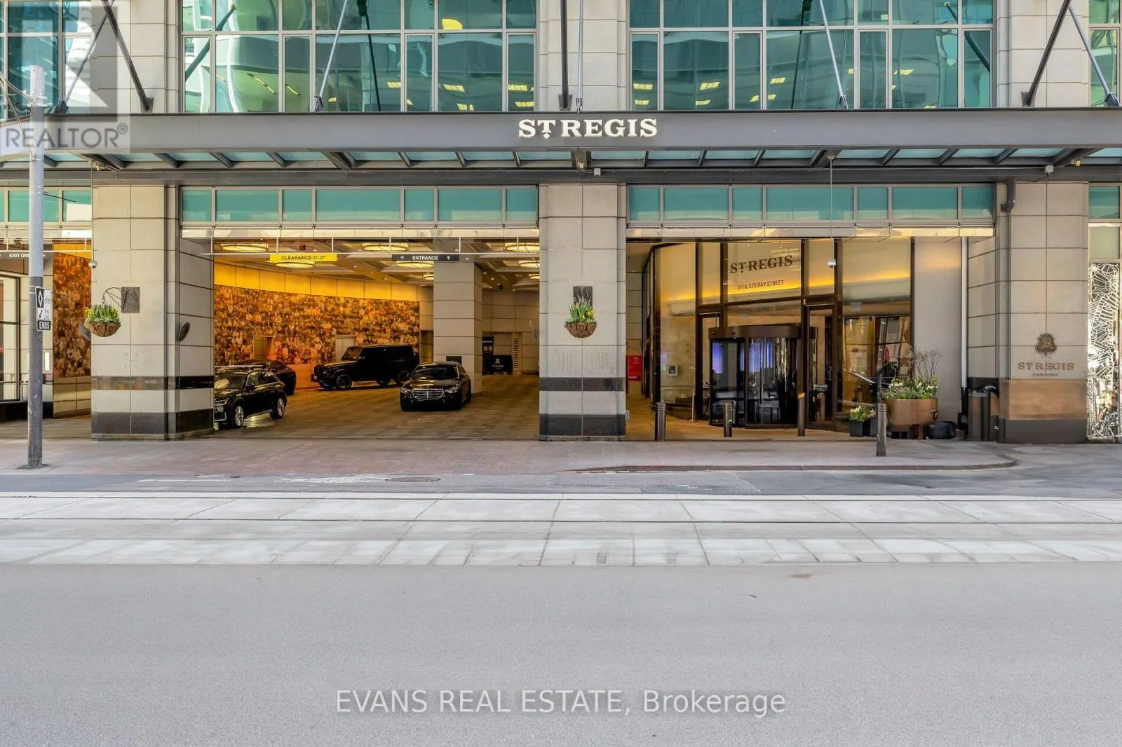 3802 - 311 BAY STREET