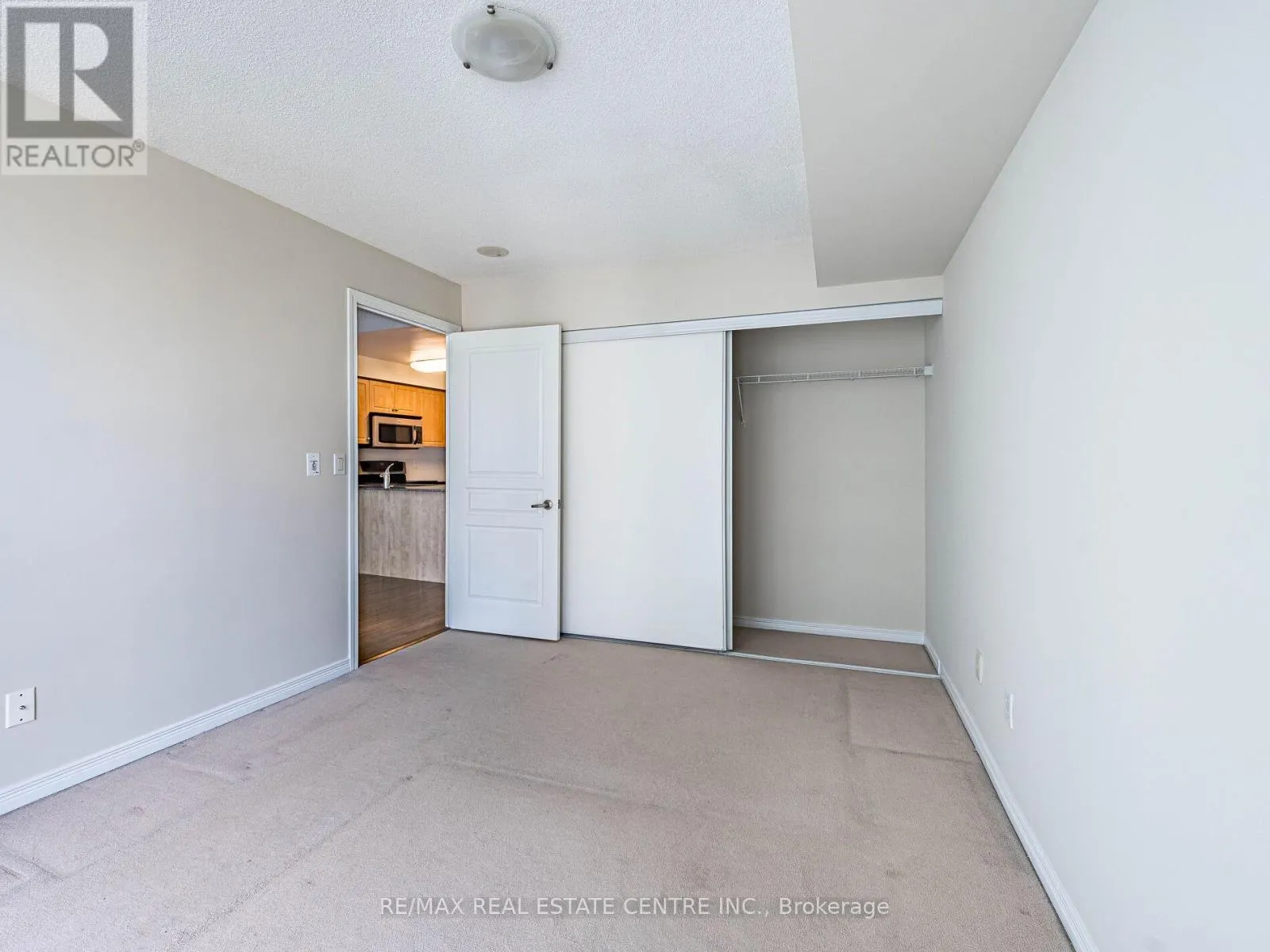 1817 - 509 BEECROFT ROAD