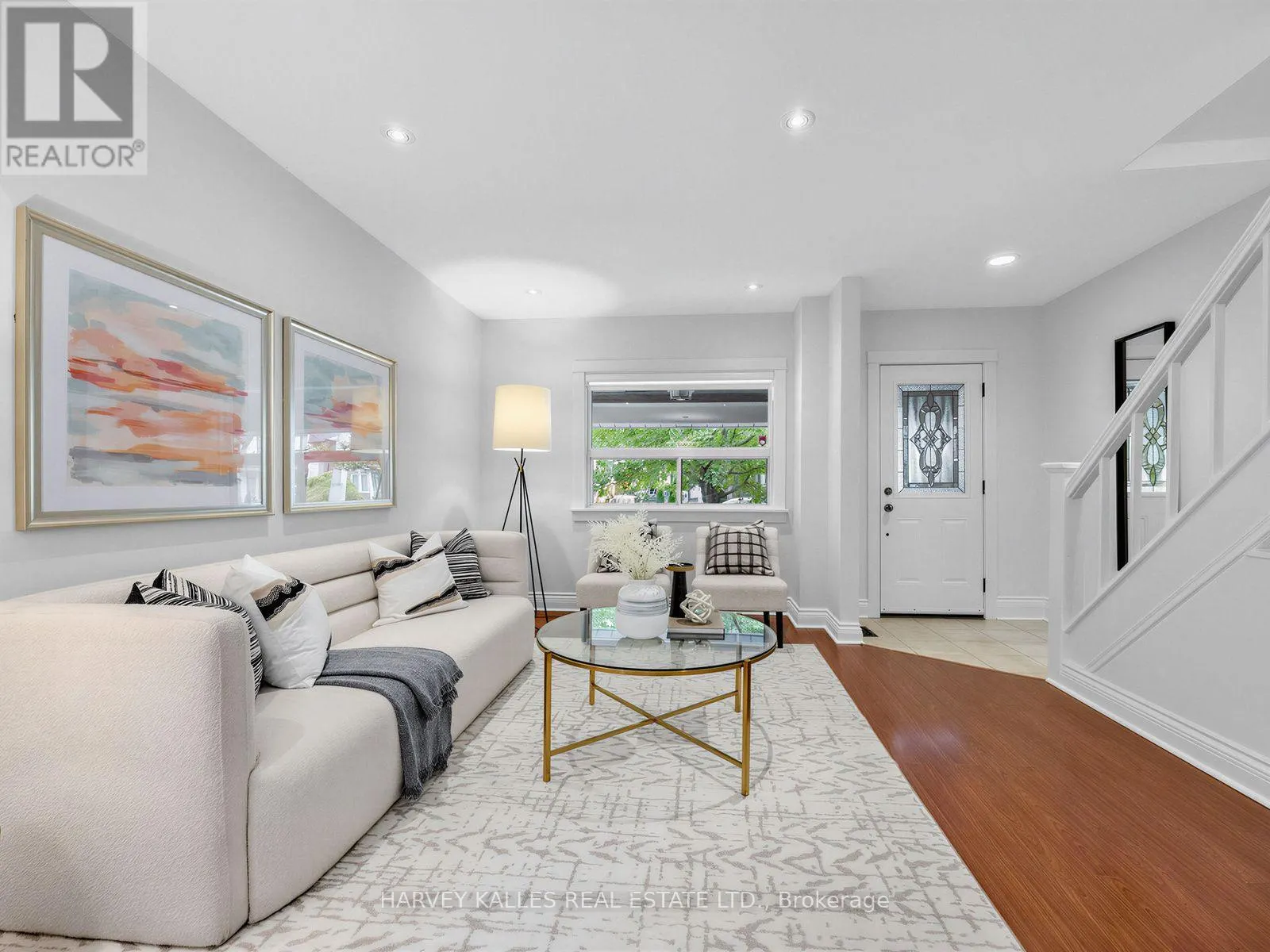 4 KENRAE ROAD