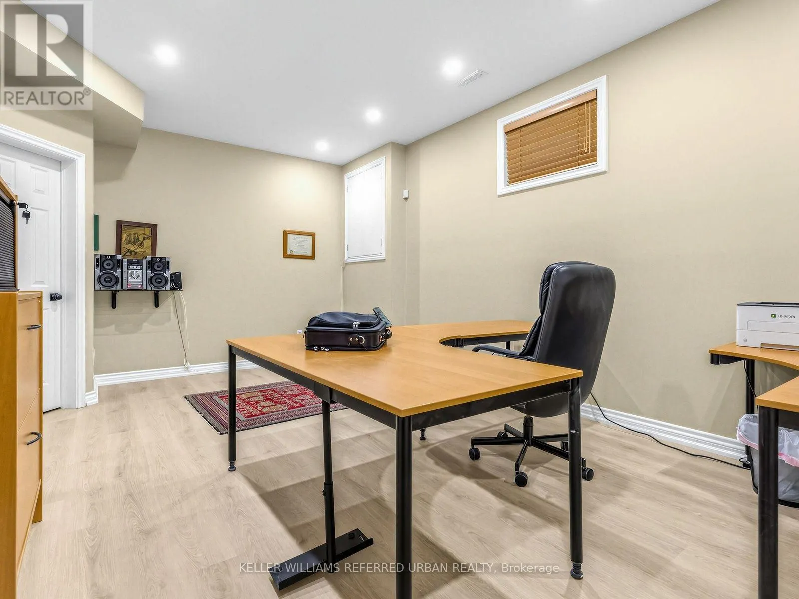 49 INVERMAY AVENUE