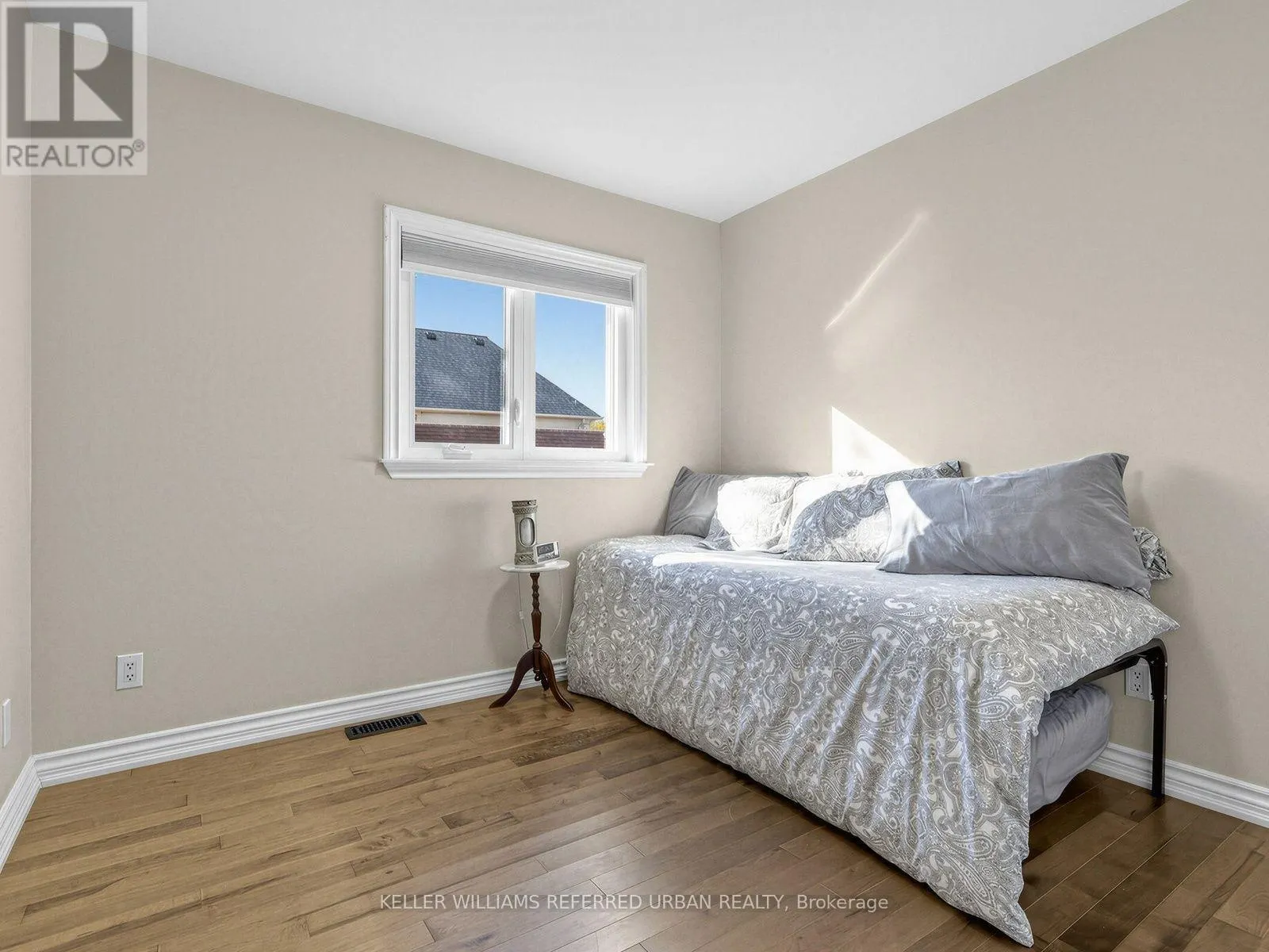 49 INVERMAY AVENUE