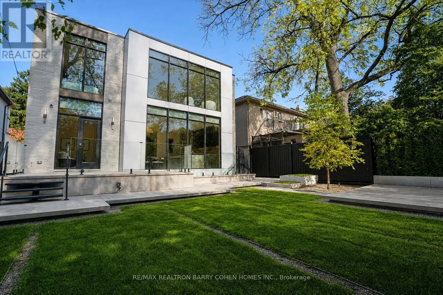 35 FELBRIGG AVENUE