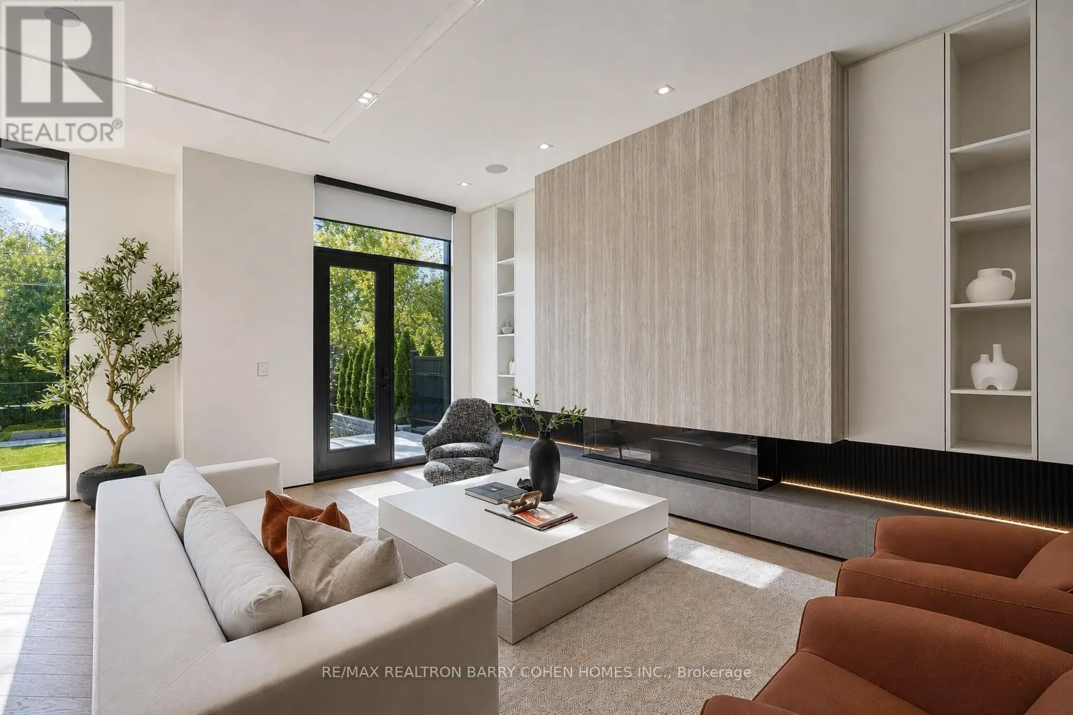 35 FELBRIGG AVENUE