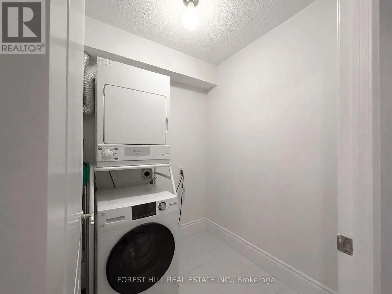 205 - 75 YORK MILLS ROAD