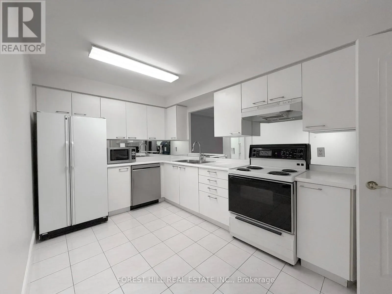 205 - 75 YORK MILLS ROAD
