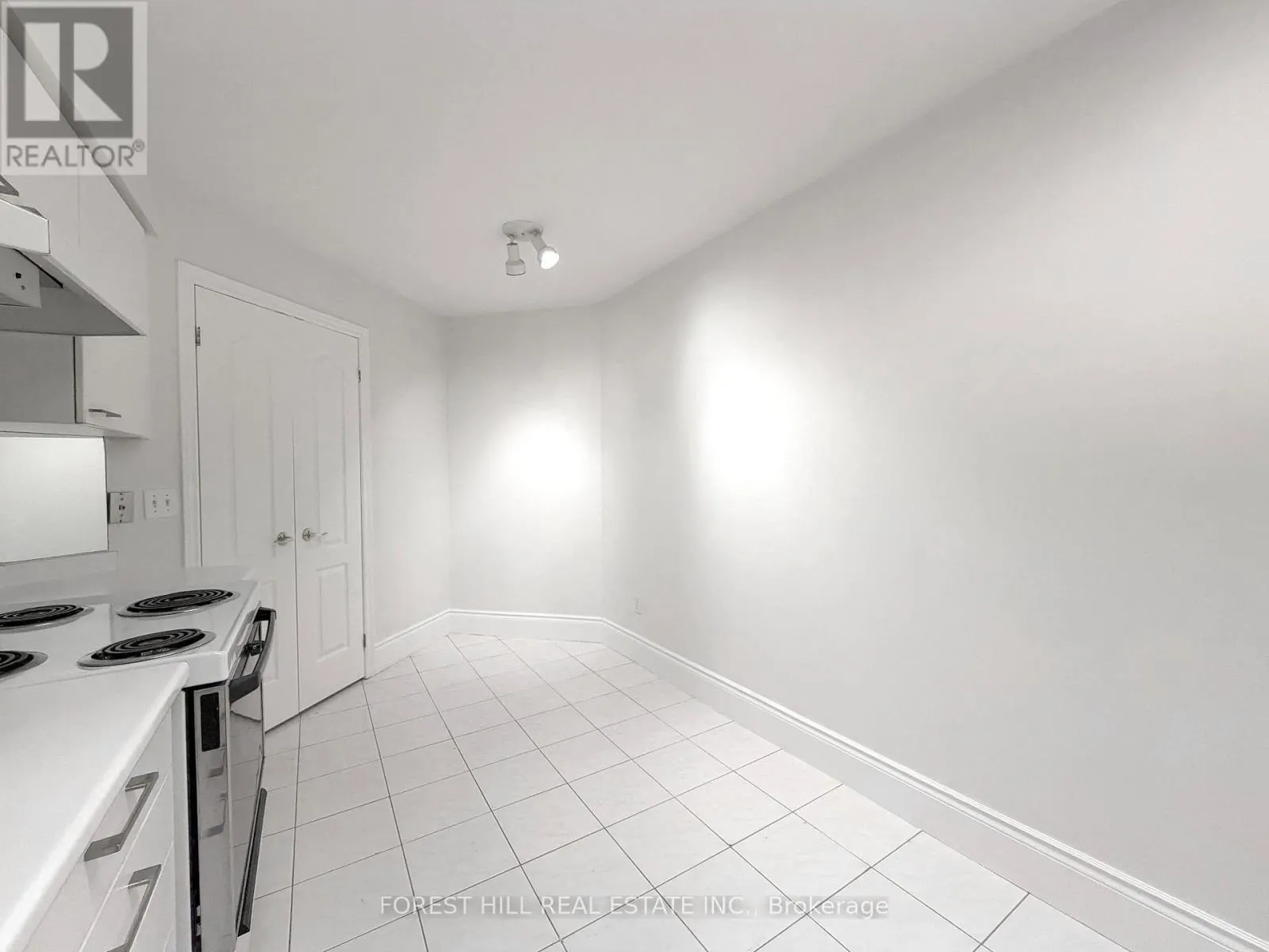 205 - 75 YORK MILLS ROAD