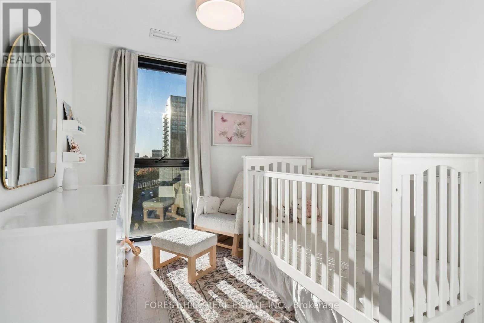 PH1006 - 41 DOVERCOURT ROAD