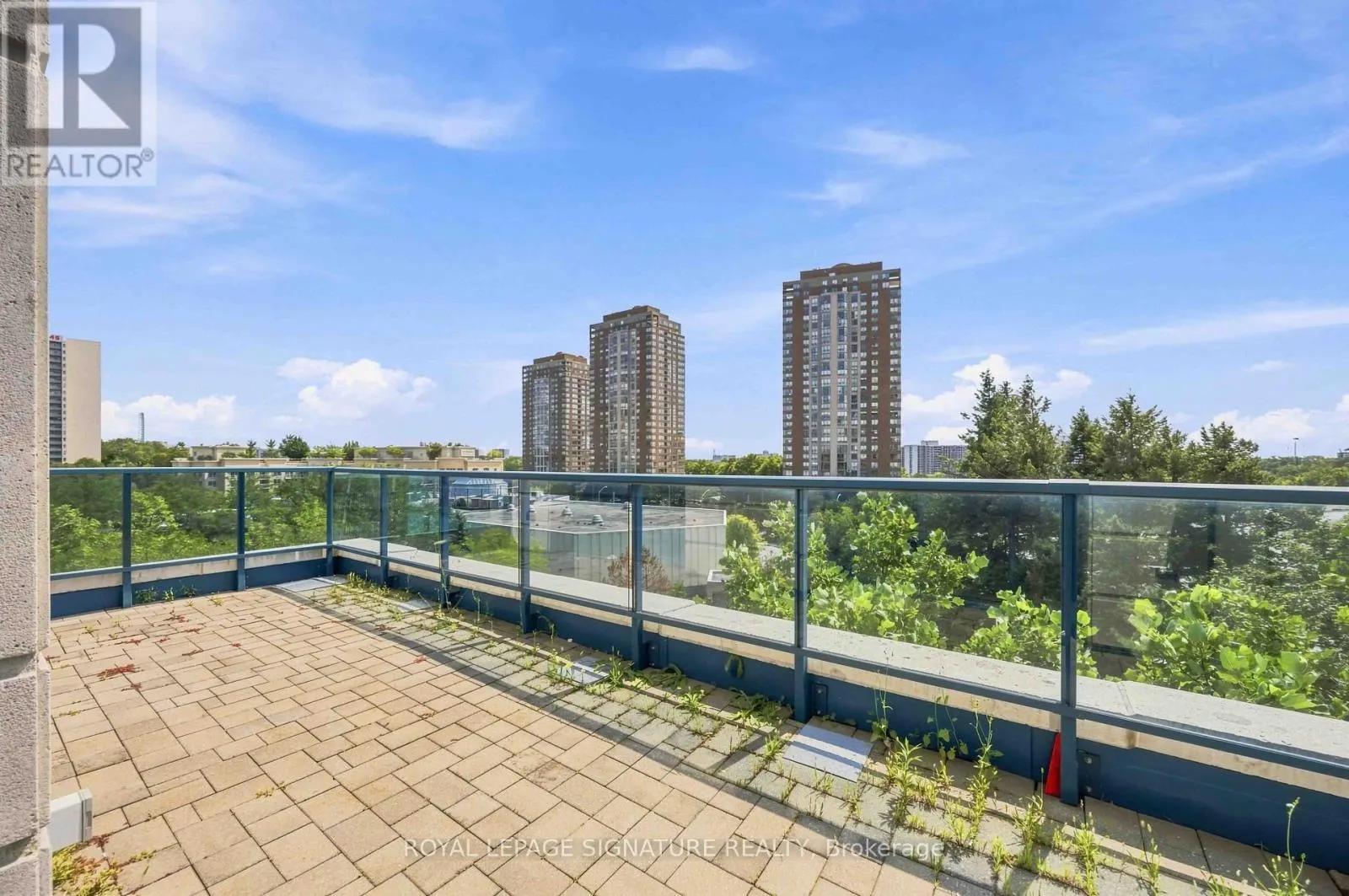 403 - 181 WYNFORD DRIVE