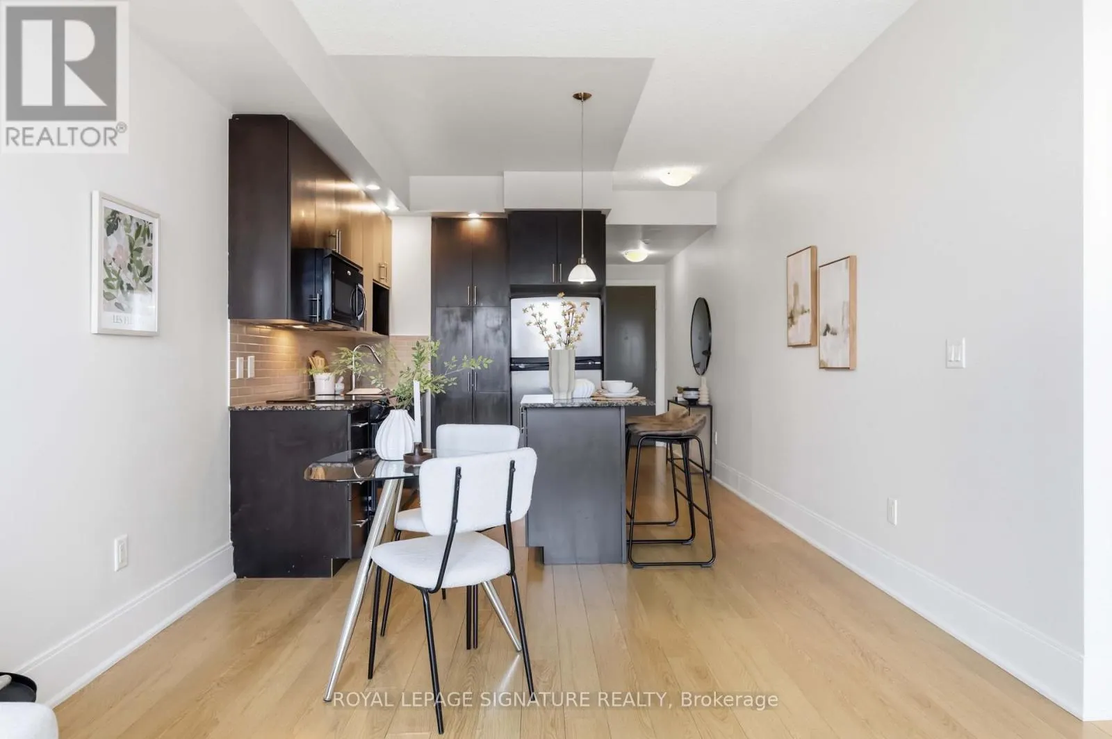 403 - 181 WYNFORD DRIVE