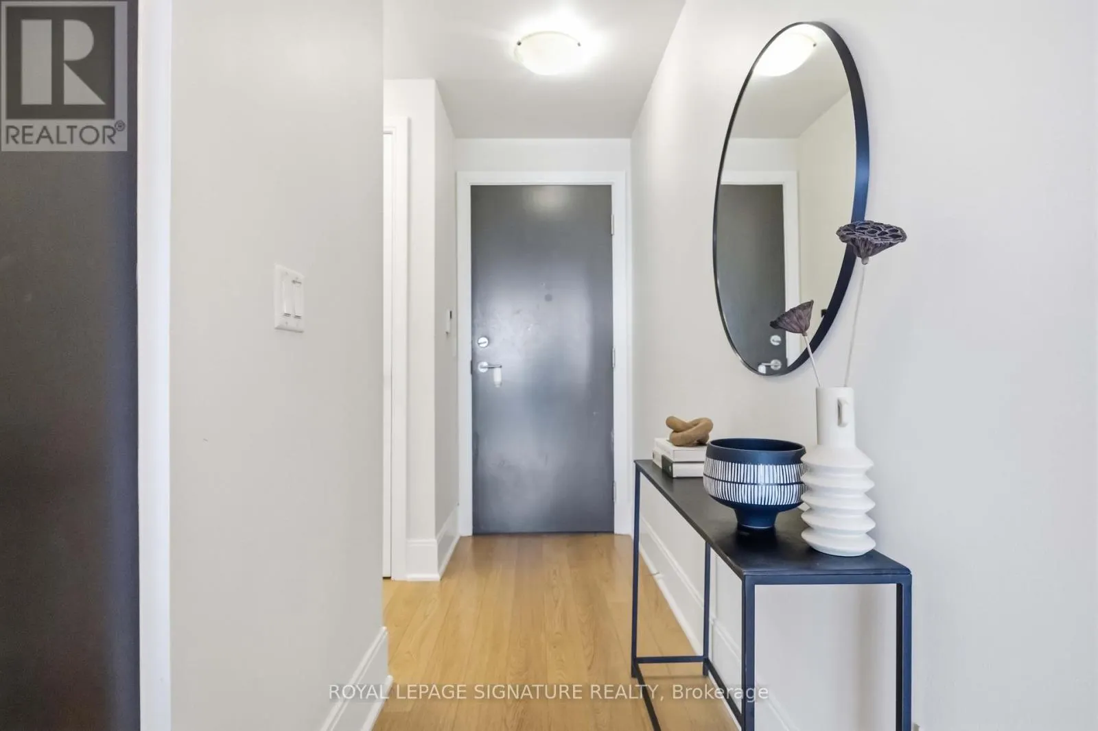 403 - 181 WYNFORD DRIVE