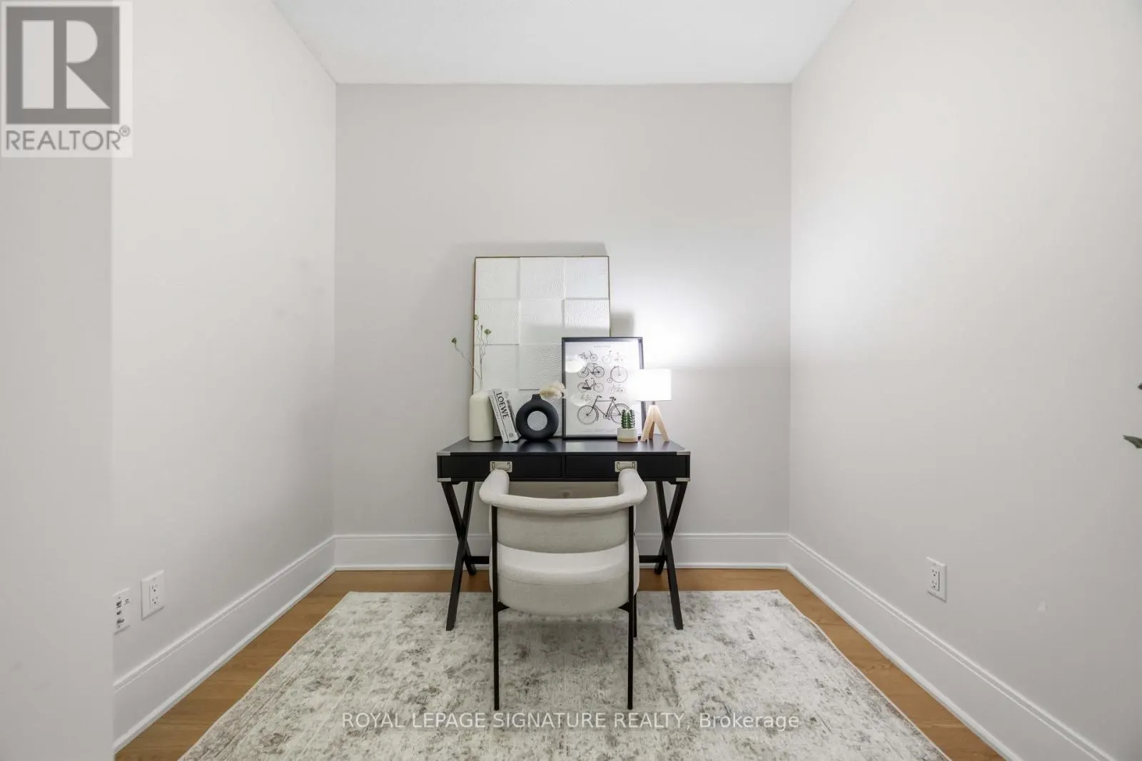 403 - 181 WYNFORD DRIVE