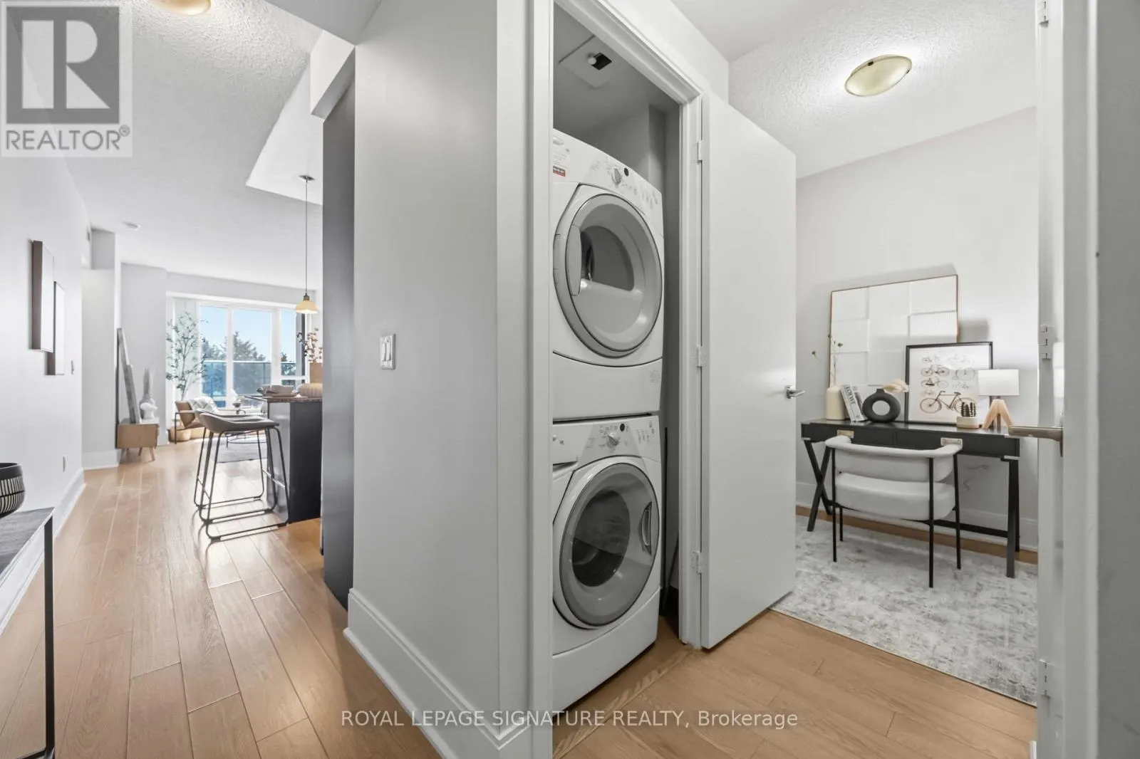 403 - 181 WYNFORD DRIVE