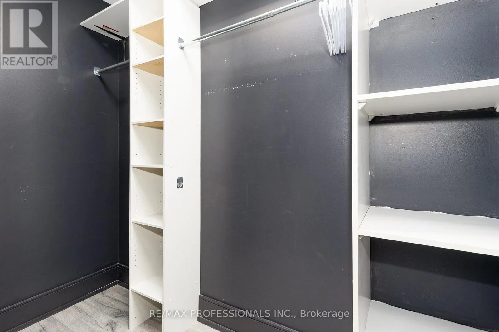 2901 - 2191 YONGE STREET