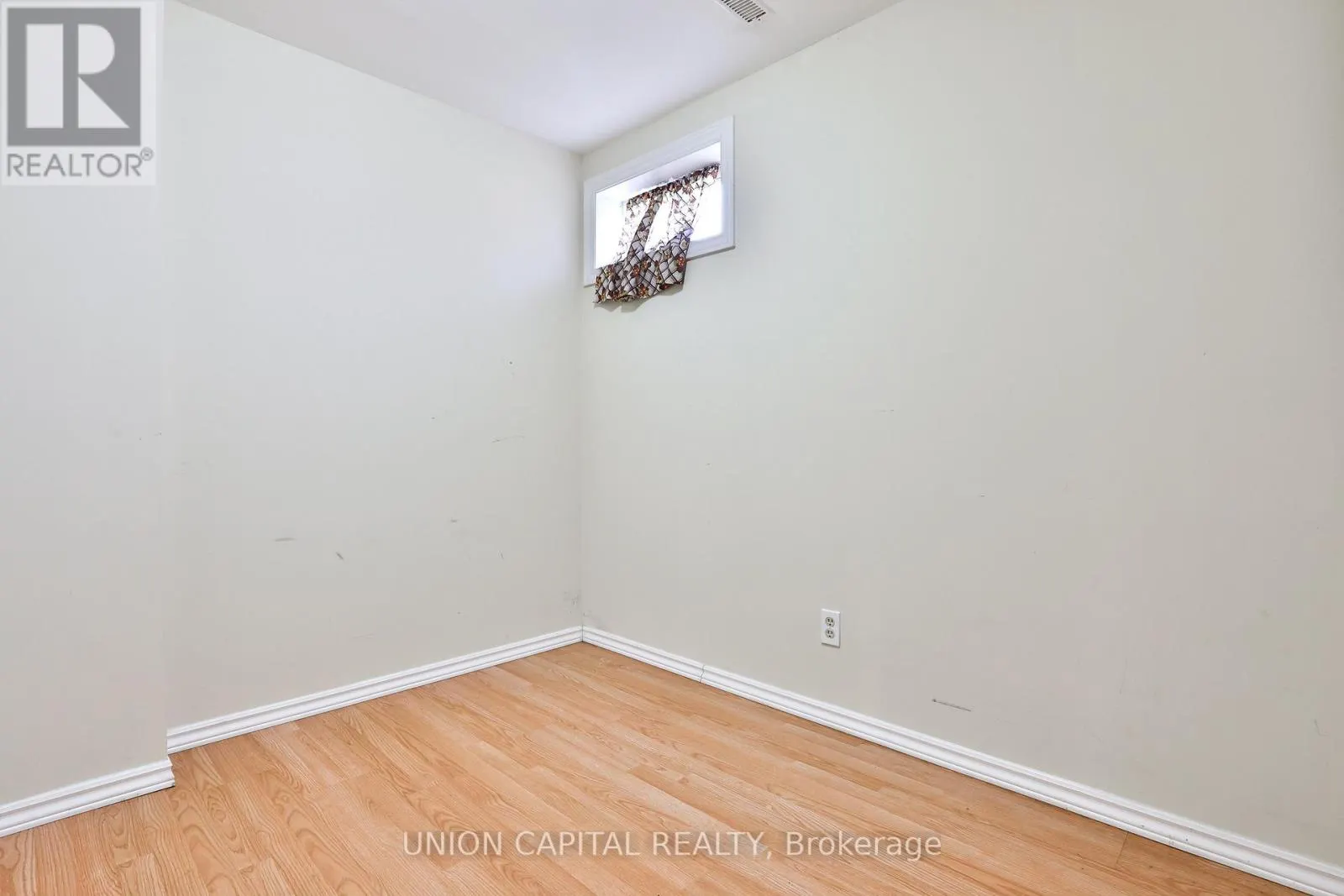BASEMENT - 168 OLD SHEPPARD AVENUE