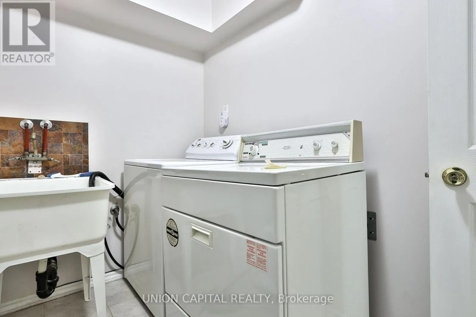 BASEMENT - 168 OLD SHEPPARD AVENUE