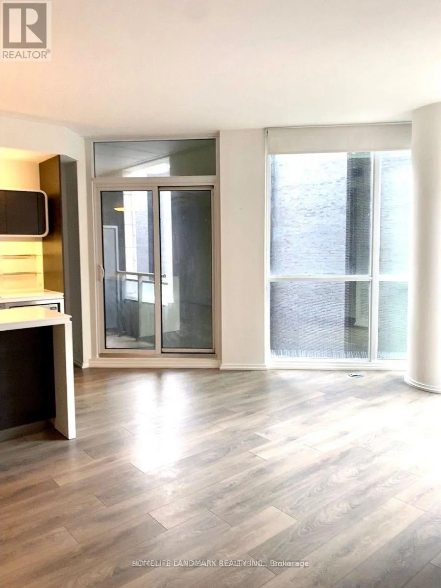 306 - 45 CHARLES STREET E