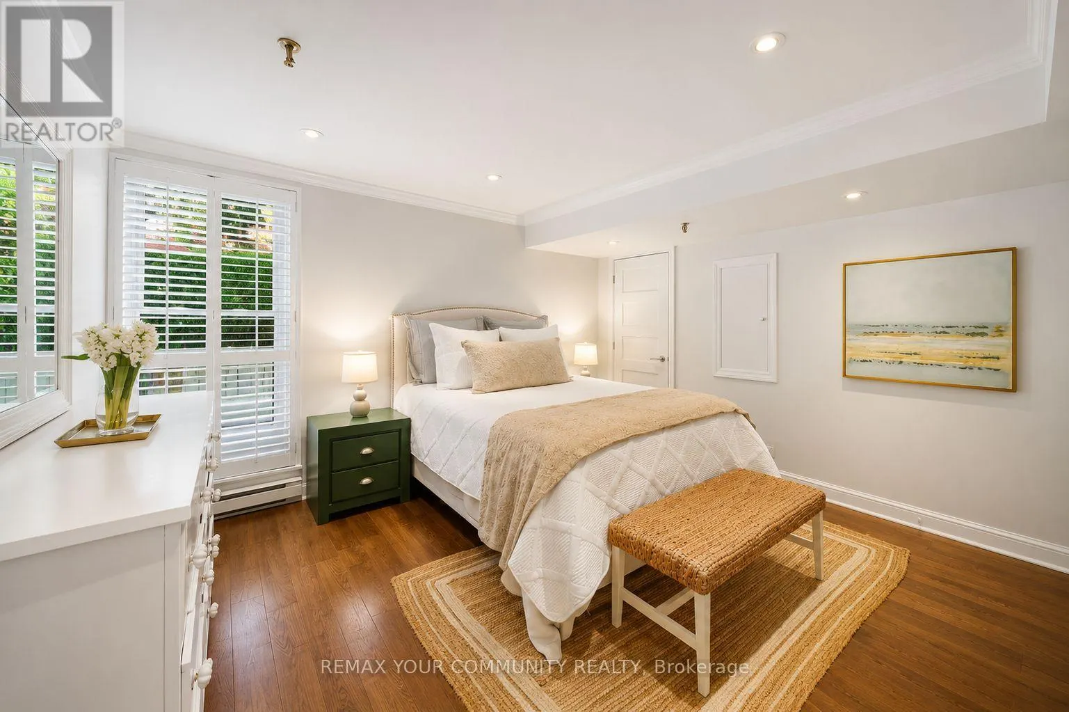 3 - 105 HEATH STREET W